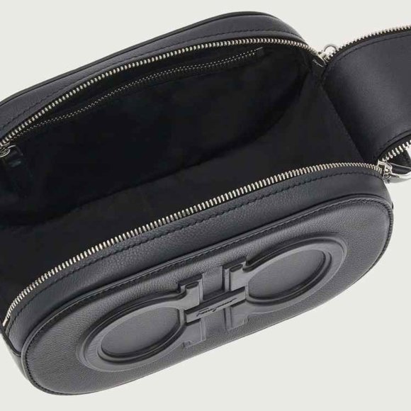 NWT Salvatore Ferragamo Men's Black Leather Double Gancio Dopp Kit Toiletry Bag - Picture 3 of 7